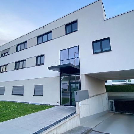 Exklusive 3-Zimmer Luxus-Maisonette In Hochheim - Naehe Frankfurt Flughafen, Wiesbaden Und Mainz Hochheim am Main Esterno foto