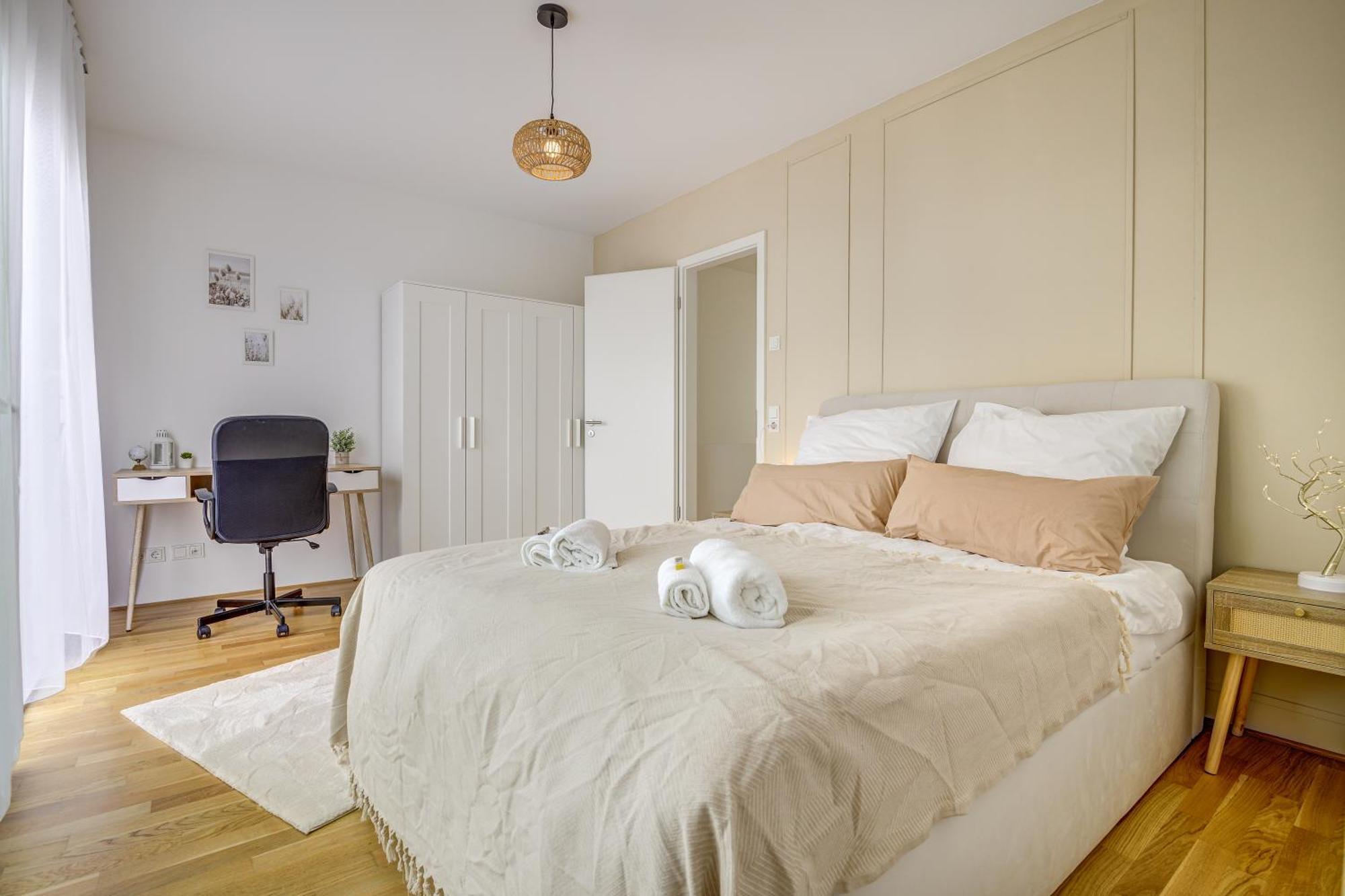 Exklusive 3-Zimmer Luxus-Maisonette In Hochheim - Naehe Frankfurt Flughafen, Wiesbaden Und Mainz Hochheim am Main Esterno foto