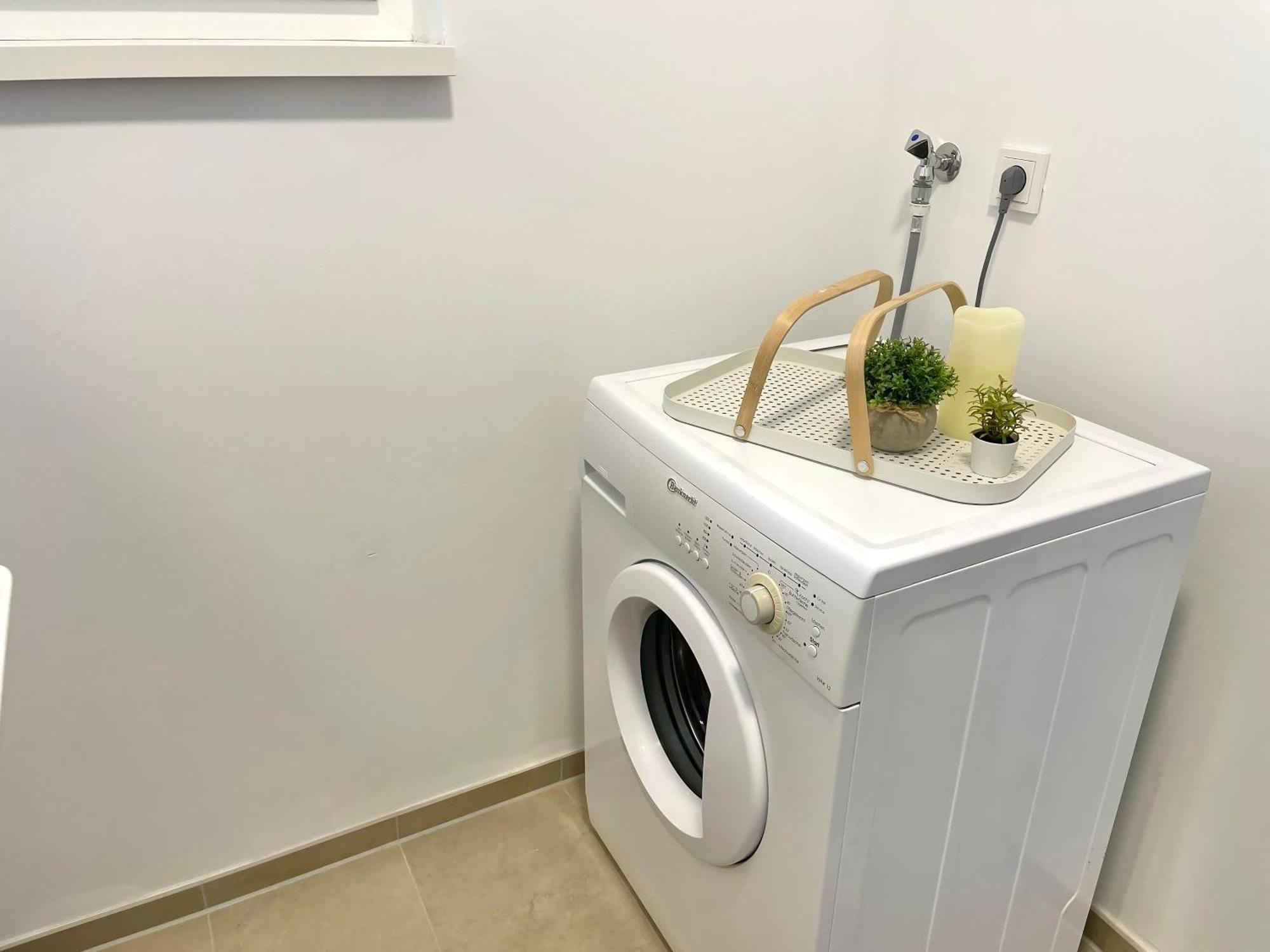 Exklusive 3-Zimmer Luxus-Maisonette In Hochheim - Naehe Frankfurt Flughafen, Wiesbaden Und Mainz Hochheim am Main Esterno foto
